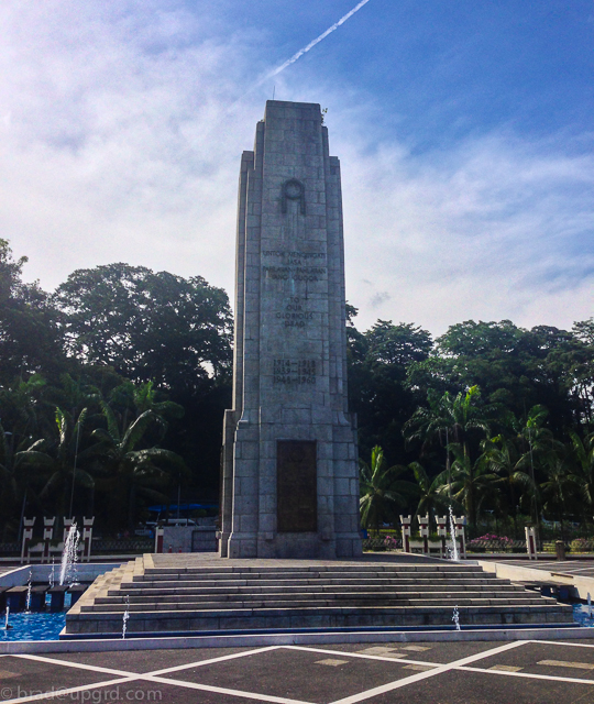 kuala-lumpur-national-monument2