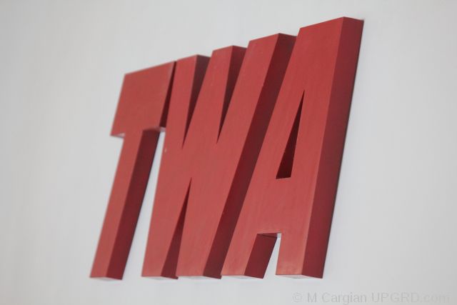 flight-center-0-twa-logo