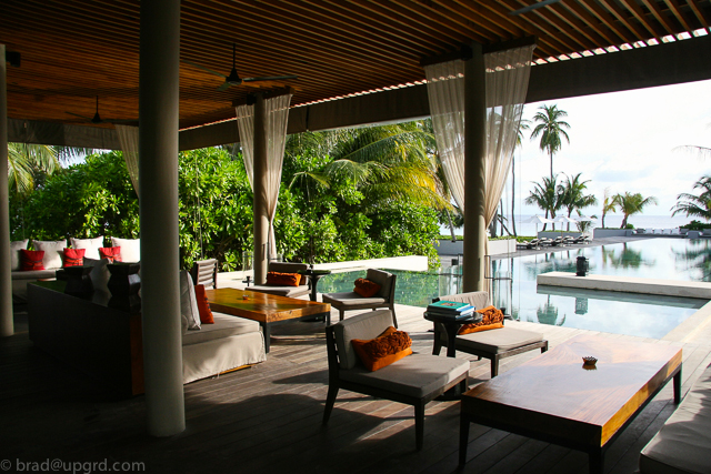 park-hyatt-maldives-bar