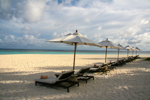park-hyatt-maldives-beach