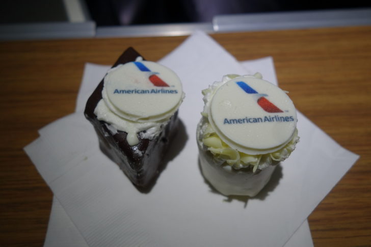 American Airlines desserts (that I ended up giving to a couple of economy class passengers)