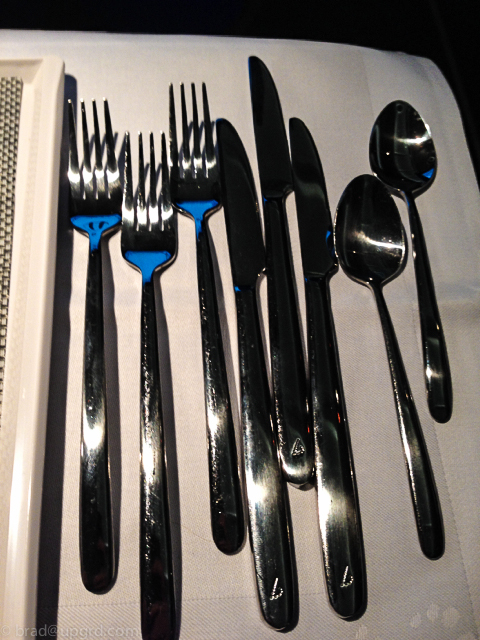 brussels-business-class-utensils