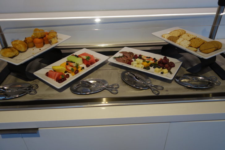 Star Alliance FIrst Lounge - food