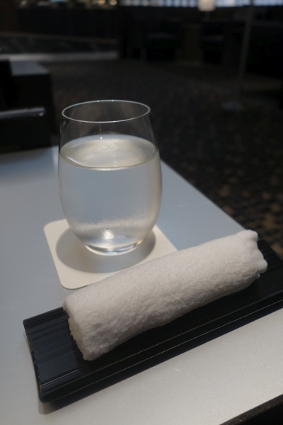The difference between the First and Business Class lounges