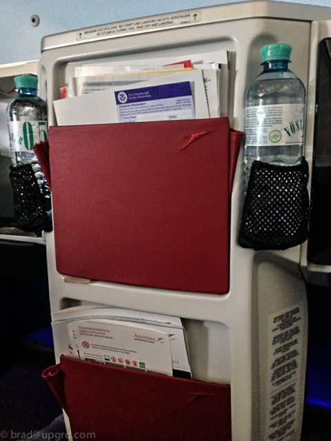 austrian-business-class-seat-storage