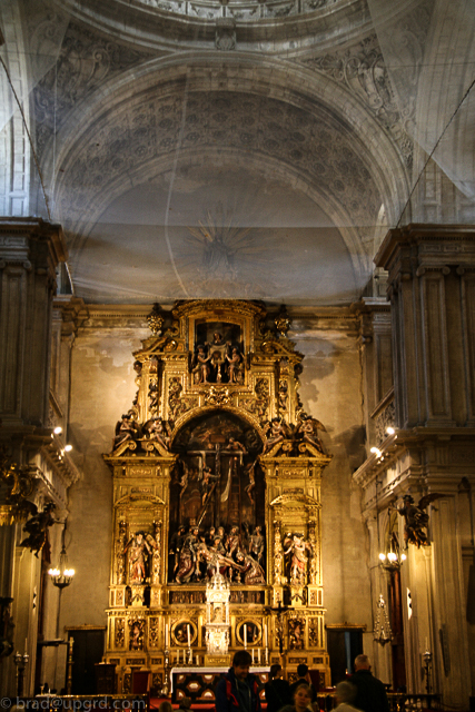 sevilla-cathedral-altar