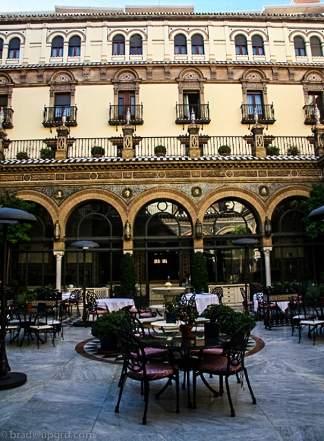sevilla-hotel-alfonso-courtyard