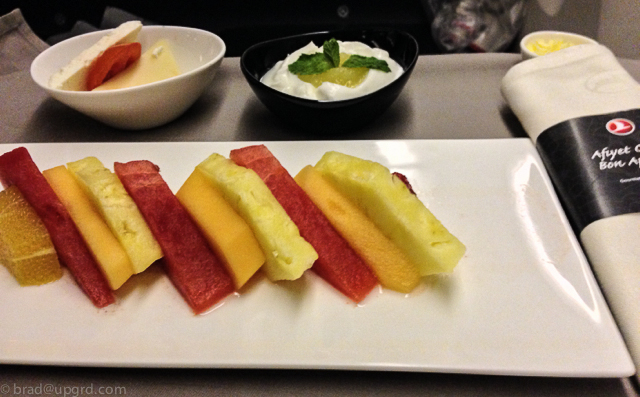 turkish-business-class-from-houston-breakfast