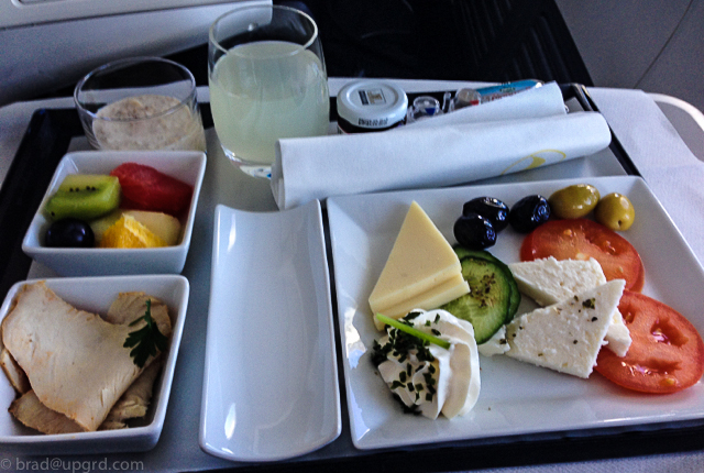 turkish-business-class-to-manchester-breakfast