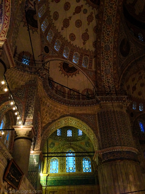 istanbul-blue-mosque-ceiling