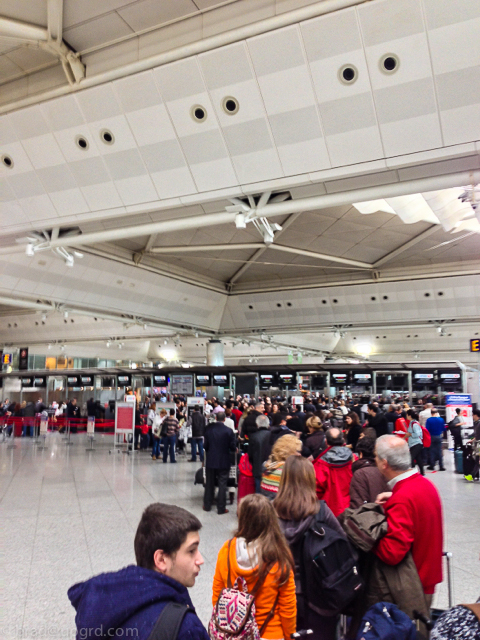 turkish-to-houston-check-in-line