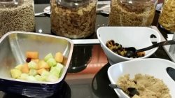 Delta's SkyClub New Breakfast Items Are Hardly an Upgrade