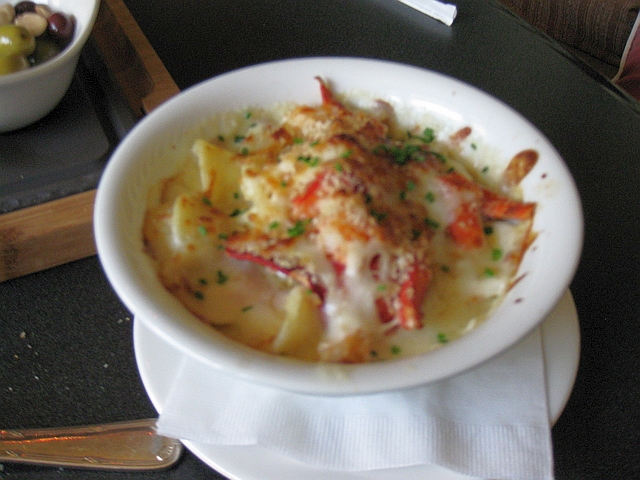 Frontier Tavern at the Historic Bedford Springs Resort - lobster mac and cheese