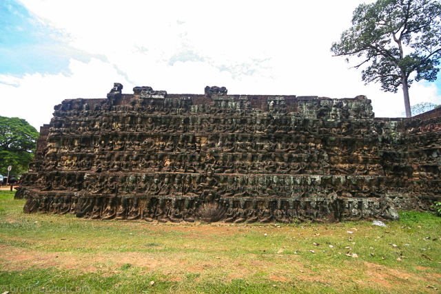angkor-wall