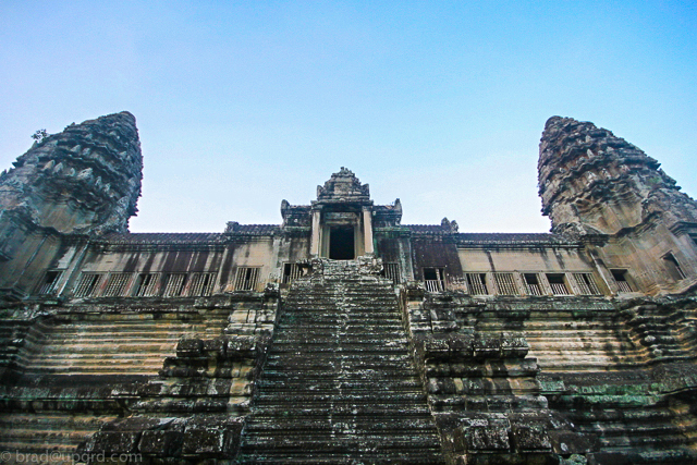 angkor-wat-interior