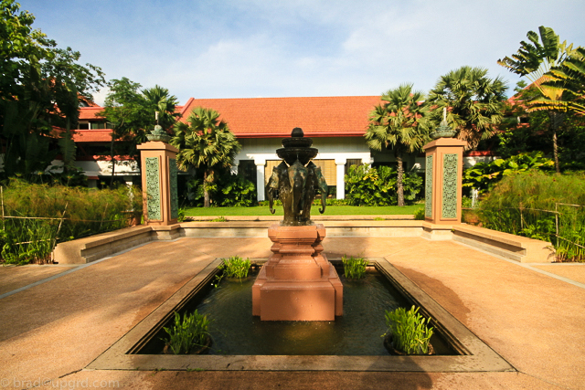 lemeridien-siem-reap-fountain