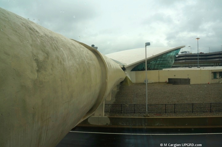 twa-flight-tube-outside