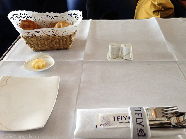 thai-royal-first-to-hkg-bread