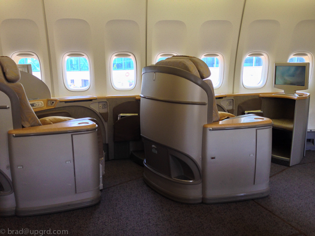 asiana-first-class-icn-fra-cabin