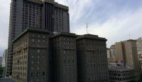 a large building with many windows