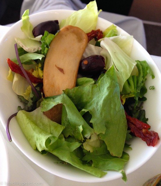 lufthansa-first-frankfurt-toronto-744-salad