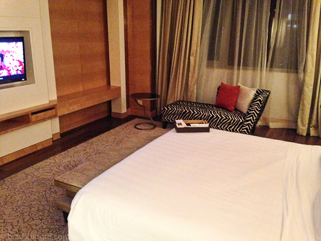 itc-grand-chola-chennai-bedroom