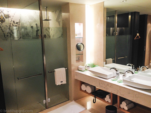 westin-gurgaon-bathroom