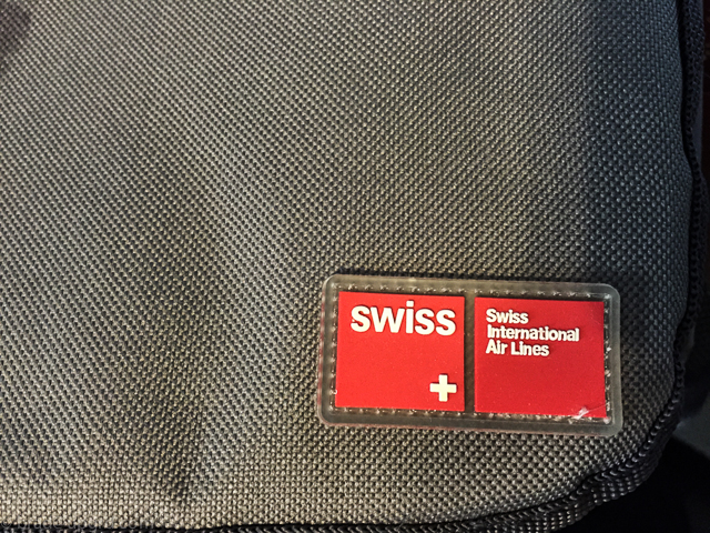 swiss-overnight-bag