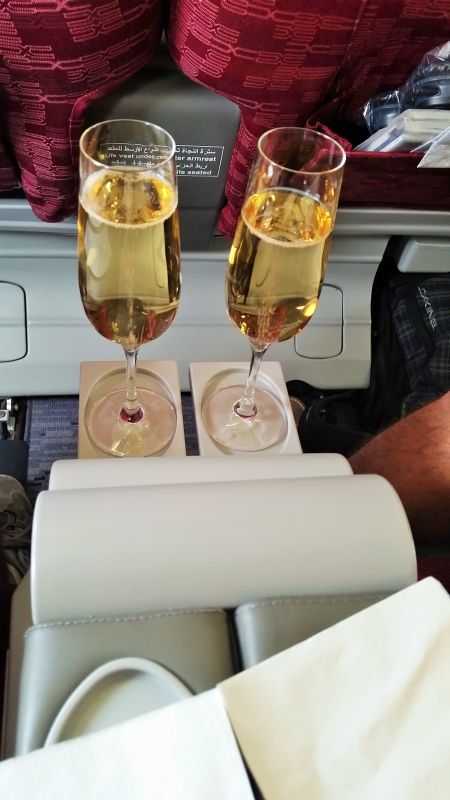 Qatar Airways champagne 