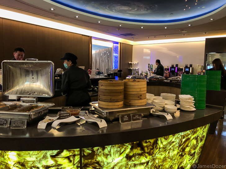 EVA Air Lounge Taipei - The Star