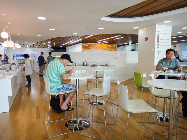 kal-lounge-seoul-satellite-concourse-01910