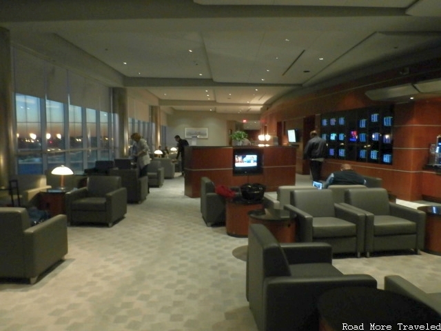 American Airlines Admirals Club, PHL Terminal A - West