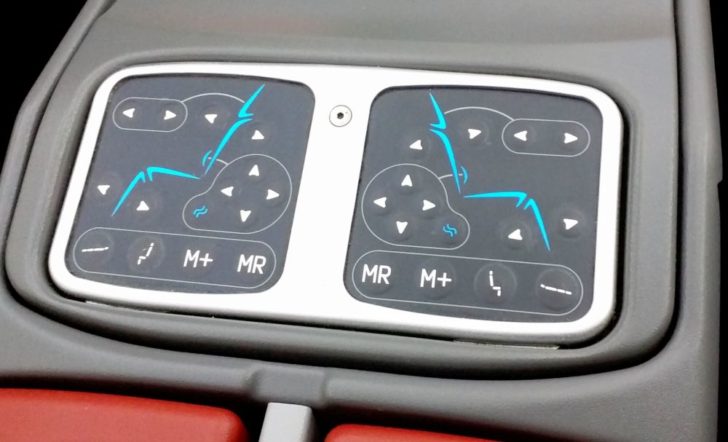 Hainan Airlines 787 business class seat controls