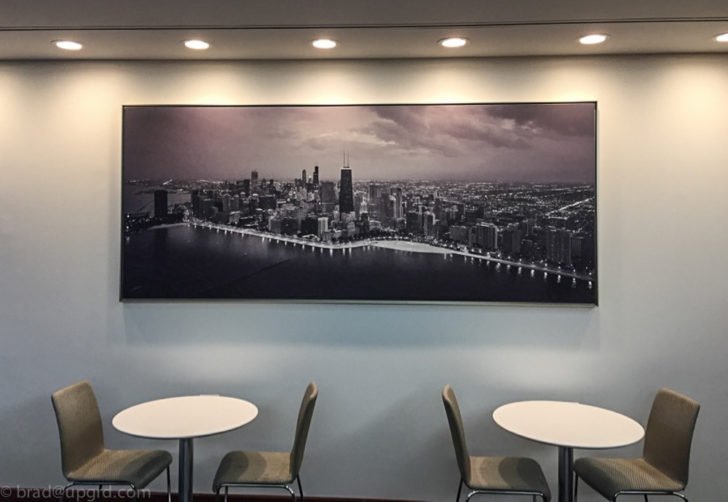 ord-united-global-first-lounge-art