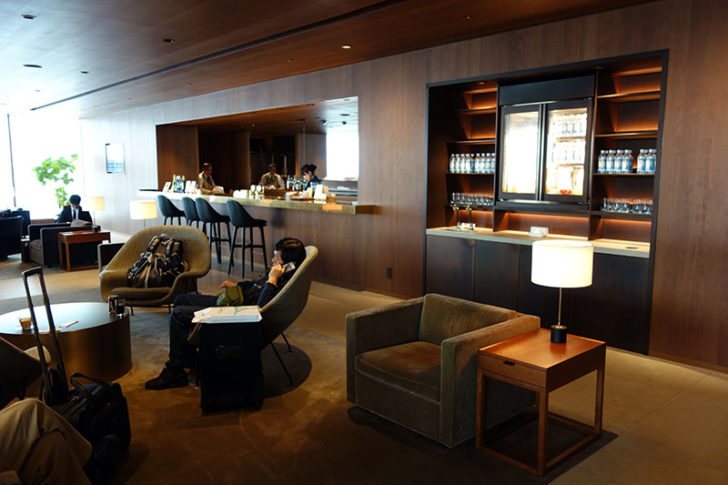 Cathay Pacific lounge HND 02