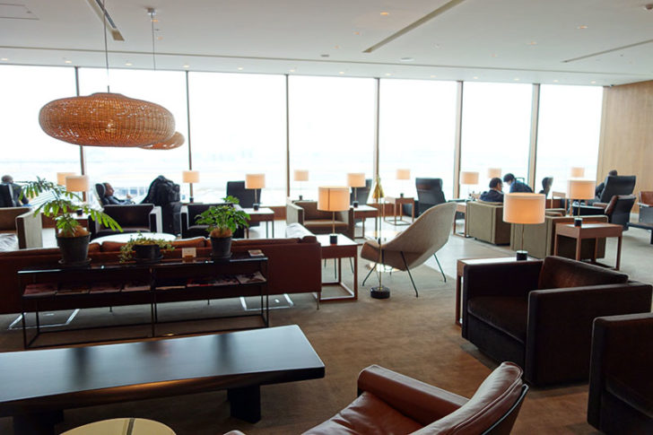 Cathay Pacific lounge HND 03
