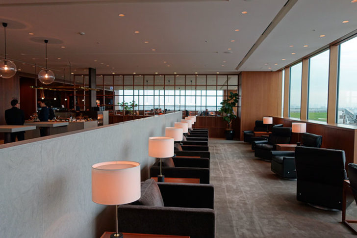 Cathay Pacific lounge HND 07