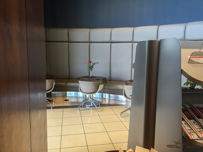 lufthansa-senator-lounge-iad-2932