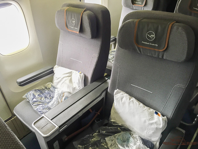 Review Lufthansa Premium Economy Frankfurt To Dubai Boeing 747