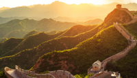 a long wall on a mountain