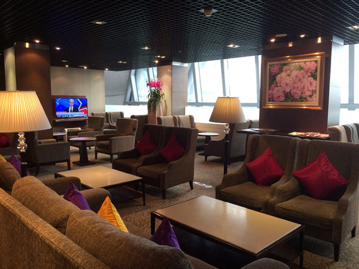 Thai Airways Royal First Lounge BKK 12