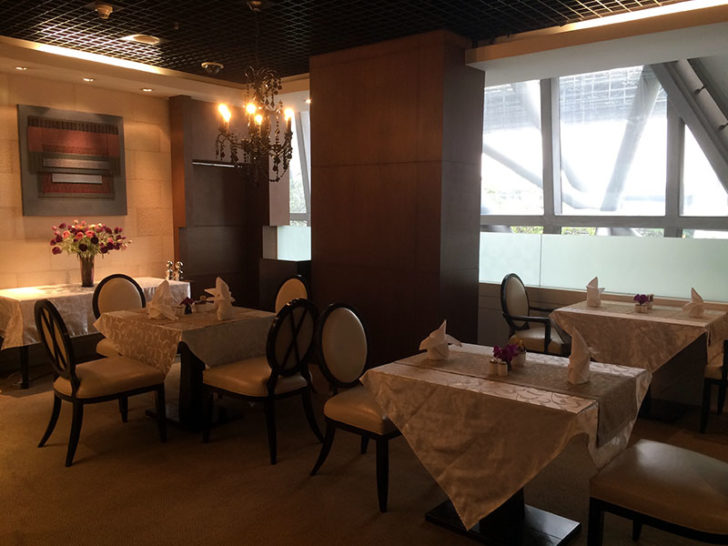 Thai Airways Royal First Lounge BKK 14