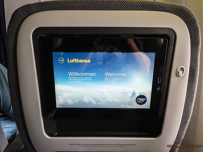 lufthansa-premium-economy-3013