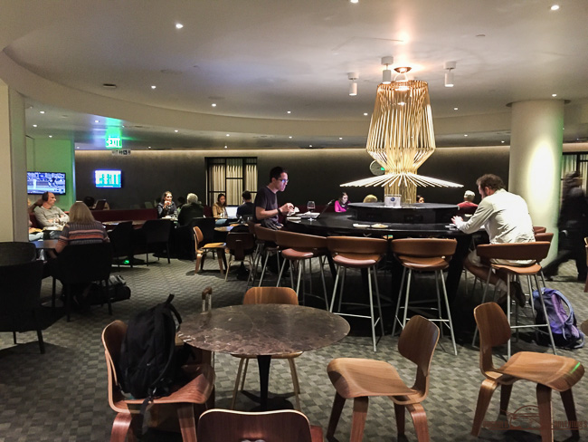 qantas-oneworld-lounge-lax-4407