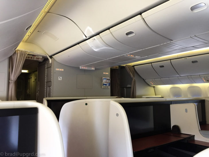 jal-f-nrt-ord-cabin