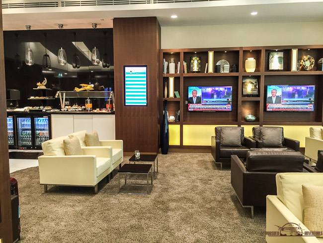 etihad-arrivals-lounge-auh-4491