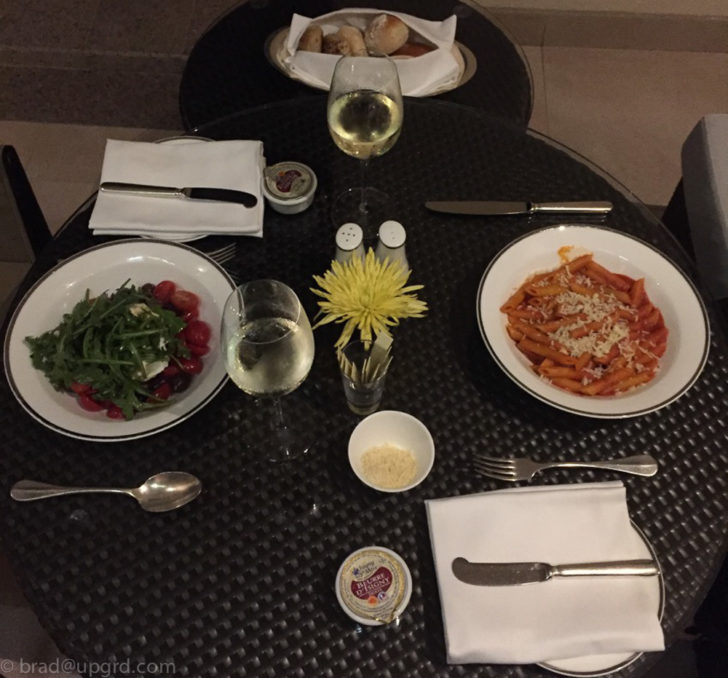 park-hyatt-abu-dhabi-room-service