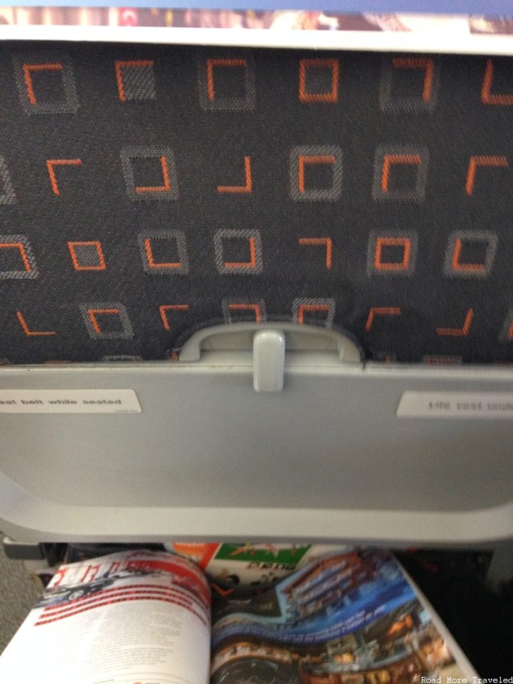 easyJet A319 - tight seat pitch