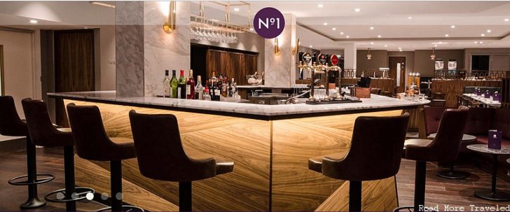 No 1 Lounge Gatwick South - Bar Seating