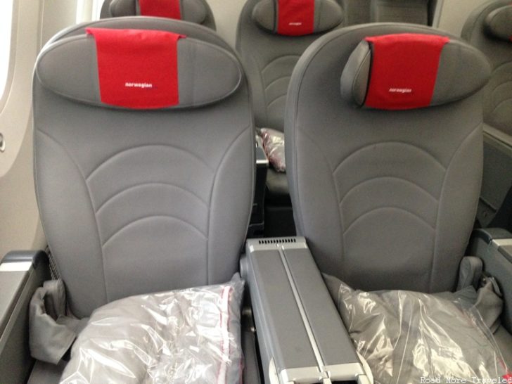 Norwegian Air Premium Class - seat width